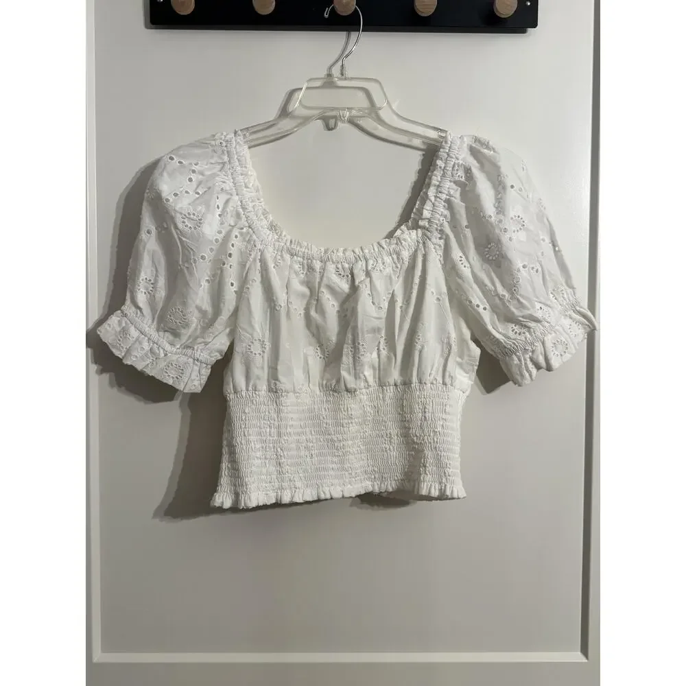 Jennifer & Grace Blouse Sz L White Eyelet Cropped Puff Sleeve Top Coquette - Picture 3 of 8